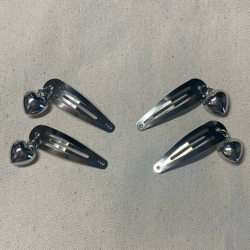 NEW Silver Heart Snap Barette (4 piece)